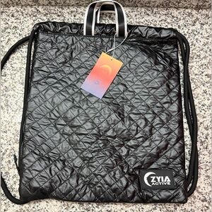 NWT ZYIA Quilted Cinch Puffer Drawstring Backpack